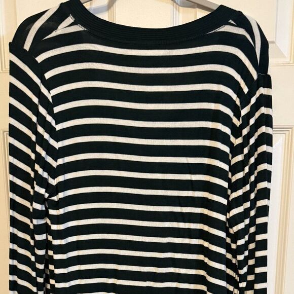 Zenana Dark Green & White Striped Sweater – Size 3X, NWT, Button Detail - Picture 5 of 6